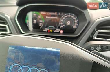 Внедорожник / Кроссовер Audi Q4 e-tron 2025 в 