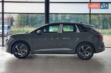 Позашляховик / Кросовер Audi Q4 e-tron 2025 в 