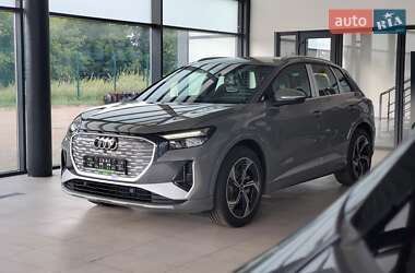Позашляховик / Кросовер Audi Q4 e-tron 2025 в 