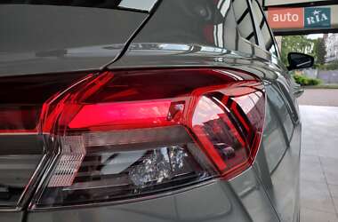 Позашляховик / Кросовер Audi Q4 e-tron 2025 в 