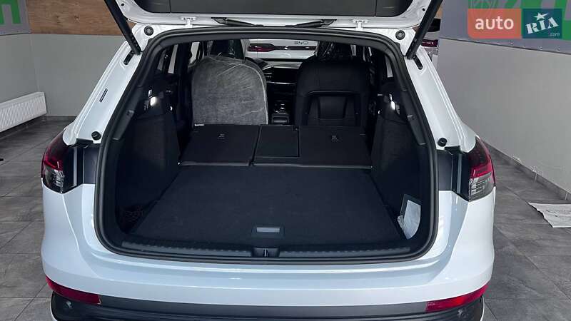 Внедорожник / Кроссовер Audi Q4 e-tron 2025 в Киеве