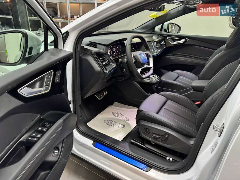 Внедорожник / Кроссовер Audi Q4 e-tron 2025 в Звенигородке