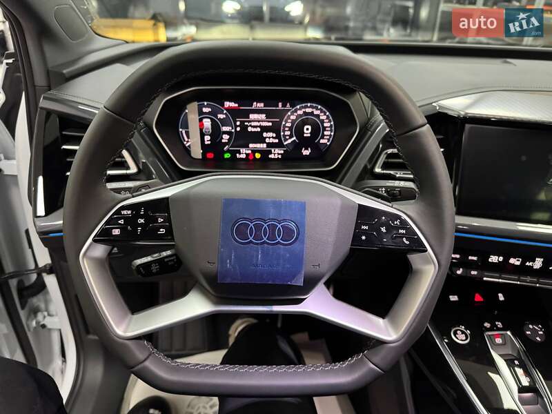 Внедорожник / Кроссовер Audi Q4 e-tron 2025 в Звенигородке