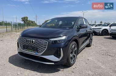 Внедорожник / Кроссовер Audi Q4 e-tron 2025 в Львове