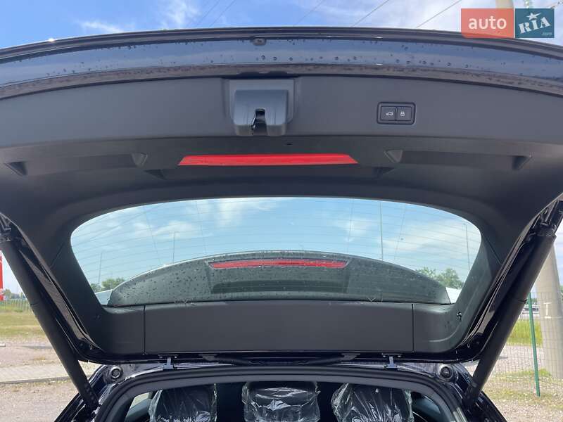 Внедорожник / Кроссовер Audi Q4 e-tron 2025 в Киеве