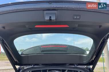 Внедорожник / Кроссовер Audi Q4 e-tron 2025 в 