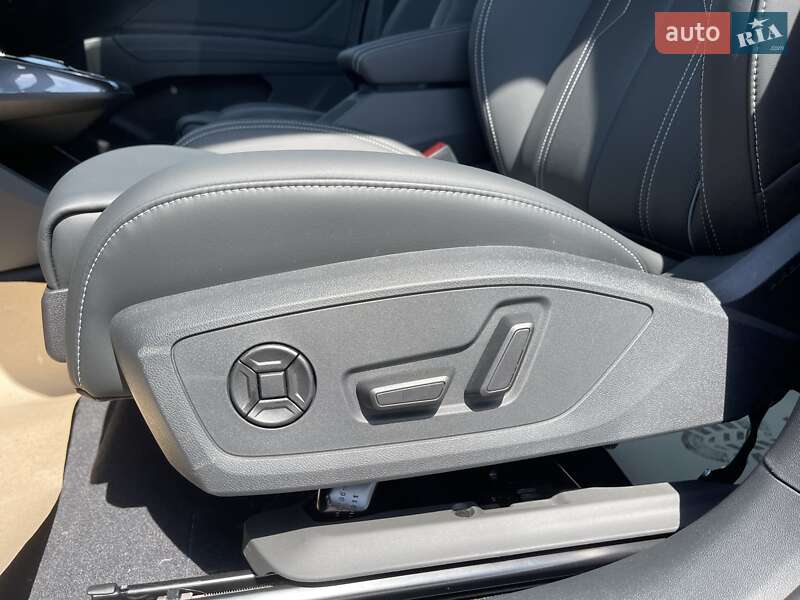 Внедорожник / Кроссовер Audi Q4 e-tron 2025 в Киеве