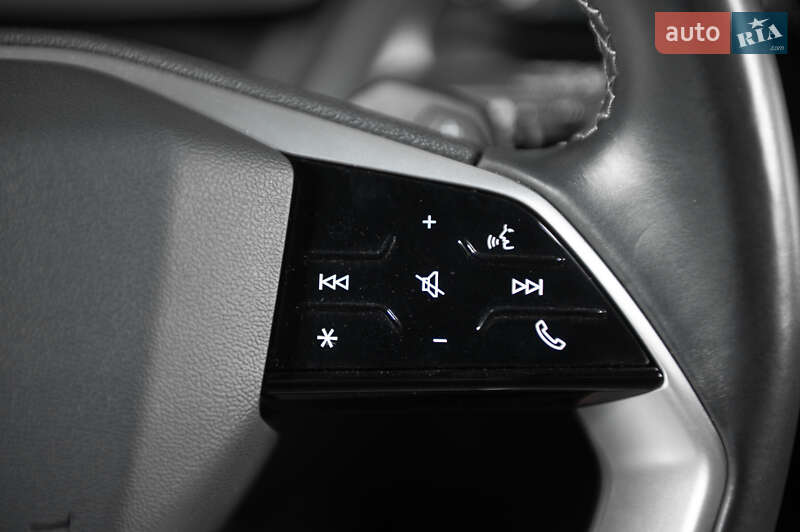 Внедорожник / Кроссовер Audi Q4 e-tron 2022 в Одессе