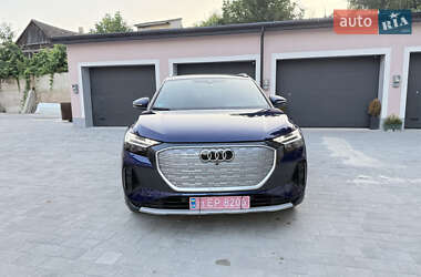 Внедорожник / Кроссовер Audi Q4 e-tron 2023 в 