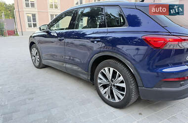 Внедорожник / Кроссовер Audi Q4 e-tron 2023 в 