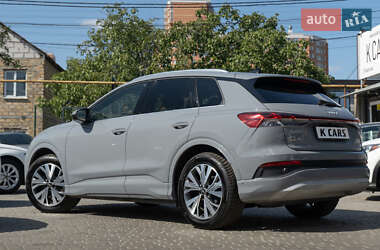 Внедорожник / Кроссовер Audi Q4 e-tron 2023 в 