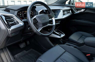 Внедорожник / Кроссовер Audi Q4 e-tron 2023 в 