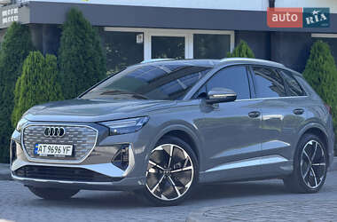 Внедорожник / Кроссовер Audi Q4 e-tron 2023 в 