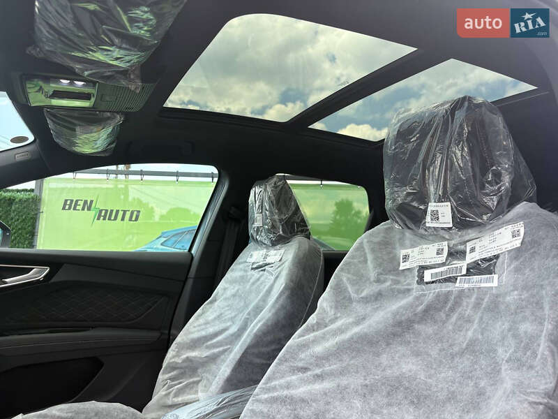 Внедорожник / Кроссовер Audi Q4 e-tron 2024 в Киеве