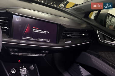 Внедорожник / Кроссовер Audi Q4 e-tron 2023 в 