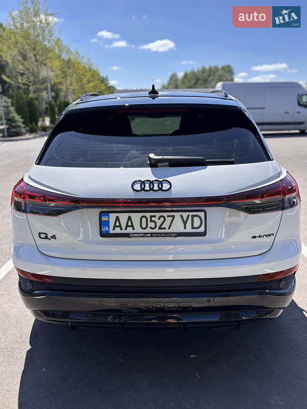 Внедорожник / Кроссовер Audi Q4 e-tron 2023 в Киеве
