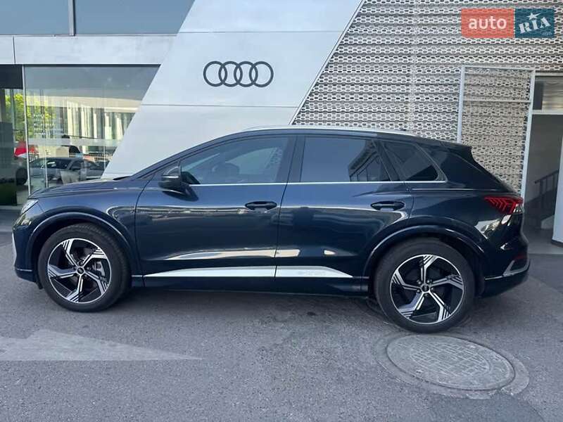 Внедорожник / Кроссовер Audi Q4 e-tron 2024 в Мукачево