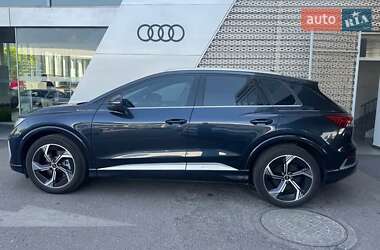 Внедорожник / Кроссовер Audi Q4 e-tron 2024 в 