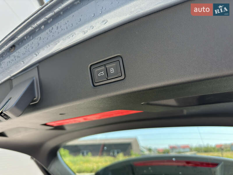 Внедорожник / Кроссовер Audi Q4 e-tron 2025 в Ивано-Франковске