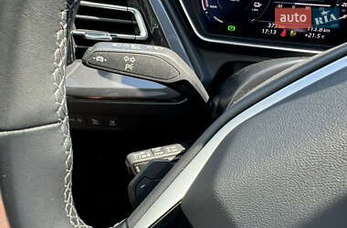 Внедорожник / Кроссовер Audi Q4 e-tron 2025 в 