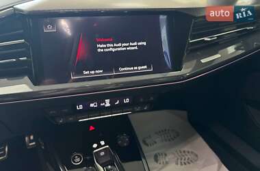 Внедорожник / Кроссовер Audi Q4 e-tron 2025 в 
