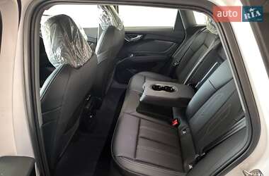 Внедорожник / Кроссовер Audi Q4 e-tron 2025 в 