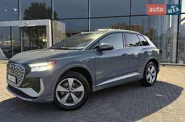 Внедорожник / Кроссовер Audi Q4 e-tron 2023 в Киеве