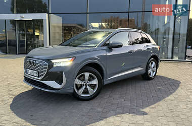 Внедорожник / Кроссовер Audi Q4 e-tron 2023 в 
