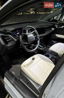 Внедорожник / Кроссовер Audi Q4 e-tron 2023 в 