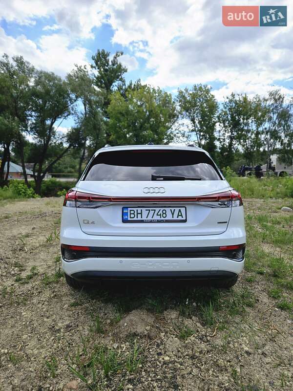 Внедорожник / Кроссовер Audi Q4 e-tron 2023 в Харькове