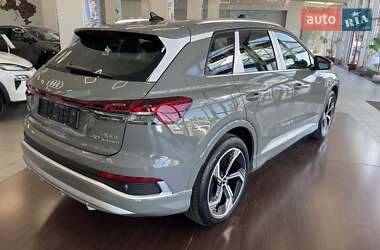 Внедорожник / Кроссовер Audi Q4 e-tron 2025 в 