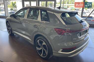 Внедорожник / Кроссовер Audi Q4 e-tron 2025 в 