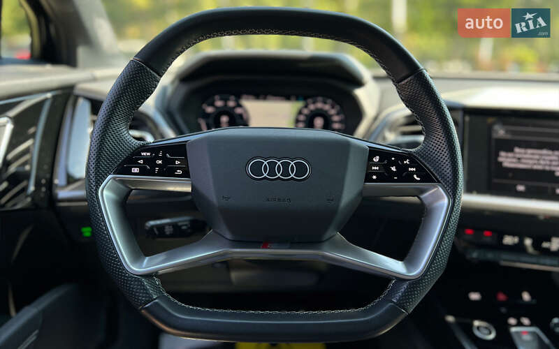 Внедорожник / Кроссовер Audi Q4 e-tron 2022 в Львове