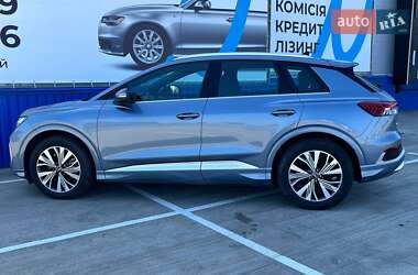 Позашляховик / Кросовер Audi Q4 e-tron 2023 в 