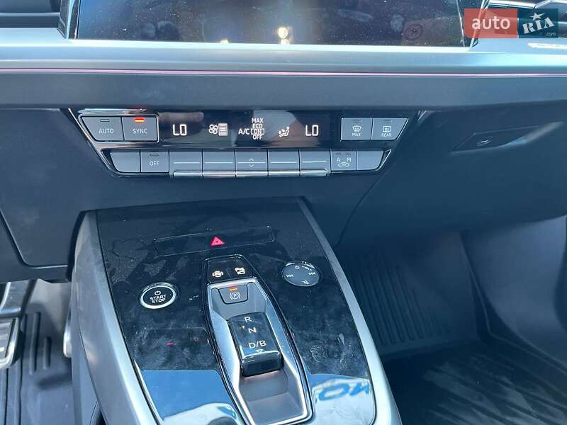 Внедорожник / Кроссовер Audi Q4 e-tron 2023 в Киеве