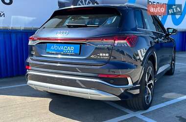 Внедорожник / Кроссовер Audi Q4 e-tron 2024 в 