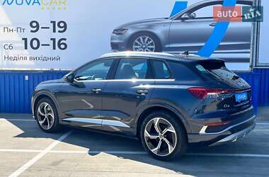 Внедорожник / Кроссовер Audi Q4 e-tron 2024 в 