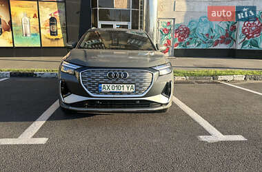 Внедорожник / Кроссовер Audi Q4 e-tron 2024 в 