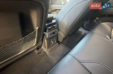 Внедорожник / Кроссовер Audi Q4 e-tron 2024 в 