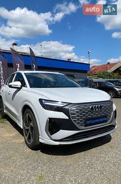 Внедорожник / Кроссовер Audi Q4 e-tron 2025 в 