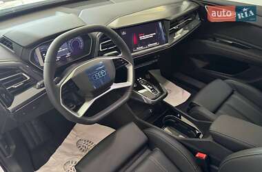 Позашляховик / Кросовер Audi Q4 e-tron 2025 в 