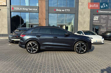 Внедорожник / Кроссовер Audi Q4 e-tron 2023 в 