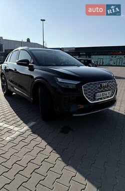 Внедорожник / Кроссовер Audi Q4 e-tron 2021 в 