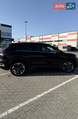 Внедорожник / Кроссовер Audi Q4 e-tron 2021 в Киеве