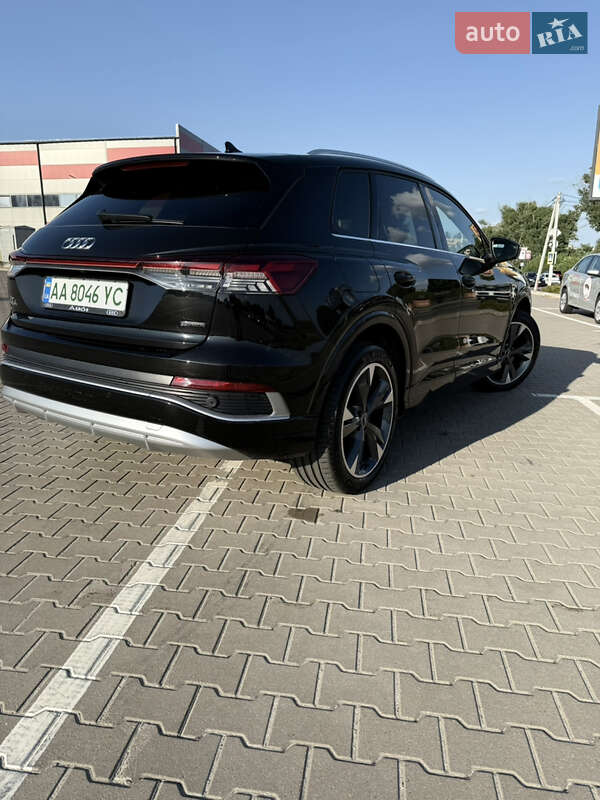 Внедорожник / Кроссовер Audi Q4 e-tron 2021 в Киеве