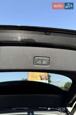 Внедорожник / Кроссовер Audi Q4 e-tron 2021 в Киеве