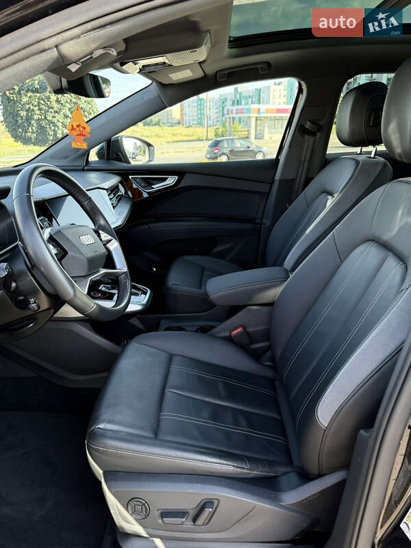 Внедорожник / Кроссовер Audi Q4 e-tron 2021 в Киеве