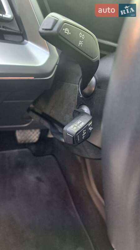 Позашляховик / Кросовер Audi Q4 e-tron 2023 в Борисполі