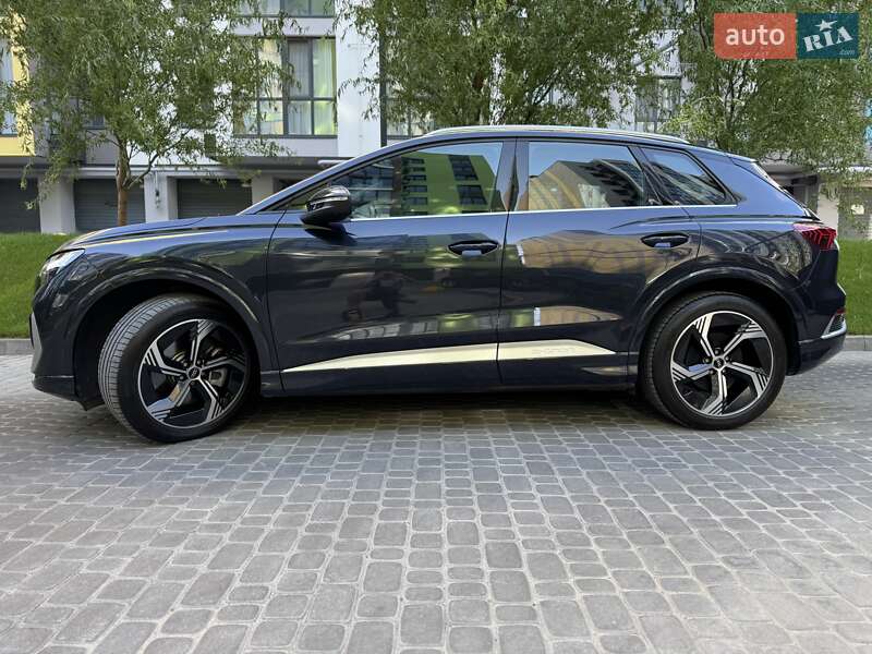 Внедорожник / Кроссовер Audi Q4 e-tron 2023 в Днепре