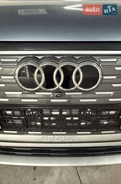 Внедорожник / Кроссовер Audi Q4 e-tron 2023 в 